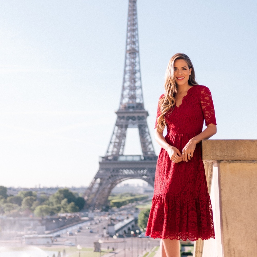 Gal Meets Glam Stella Lace Dress